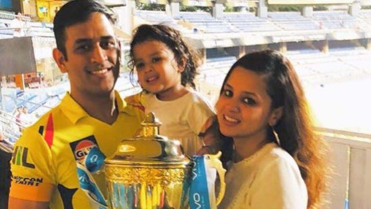 Sakshi Dhoni and Ziva are often seeing cheering for Dhoni's IPL team CSK and are often seen celebrating the team as well as Dhoni's success